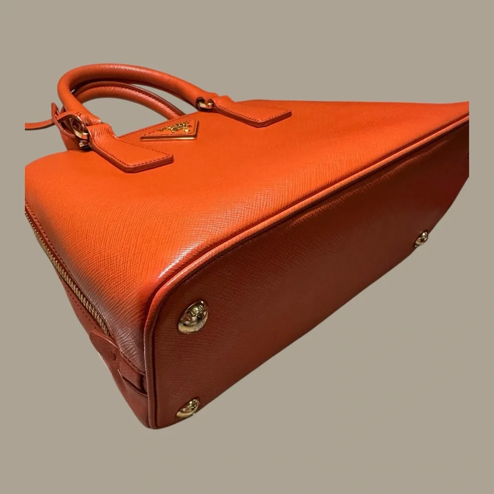 Prada Saffiano Lux Leather Small Promenade Bag With Gold Hardware - Picture 9 of 11